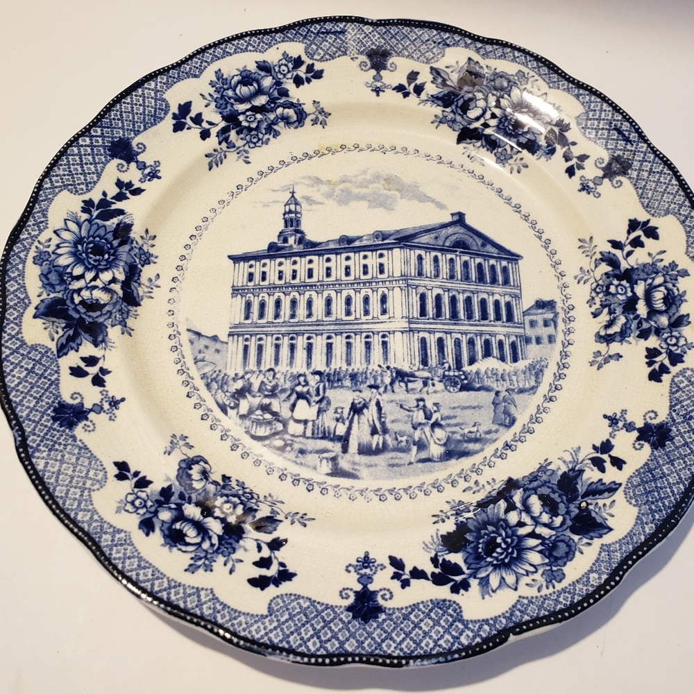 Antique buffalo pottery Faneuil Hall 10" plate